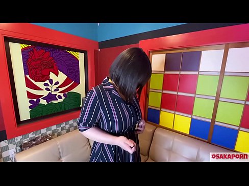 ❤️ Japanse cutie met grote tieten masturbeert met sexspeeltjes en heeft een orgasme. Ze vertelt in een interview over haar neukervaring. Enorme tieten en harig kutje die luid kreunen. Osakaporn ❤ Super porn at porn nl.hqpornvideos.ru